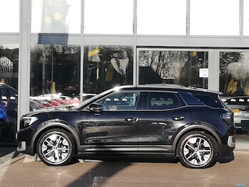 Used Ford Explorer 2025 for sale - 77012902: Photo