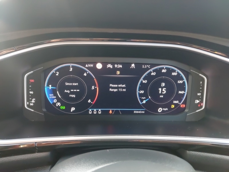 Used Volkswagen T-Roc 2023 for sale - 77039622: Photo 7