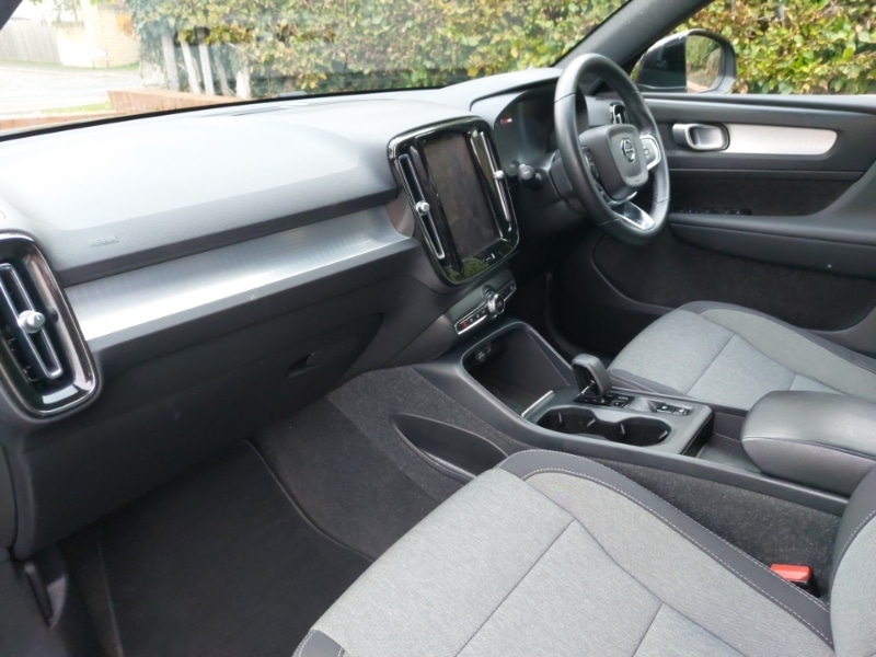 Used Volvo XC40 2022 for sale - 76700422: Photo 5