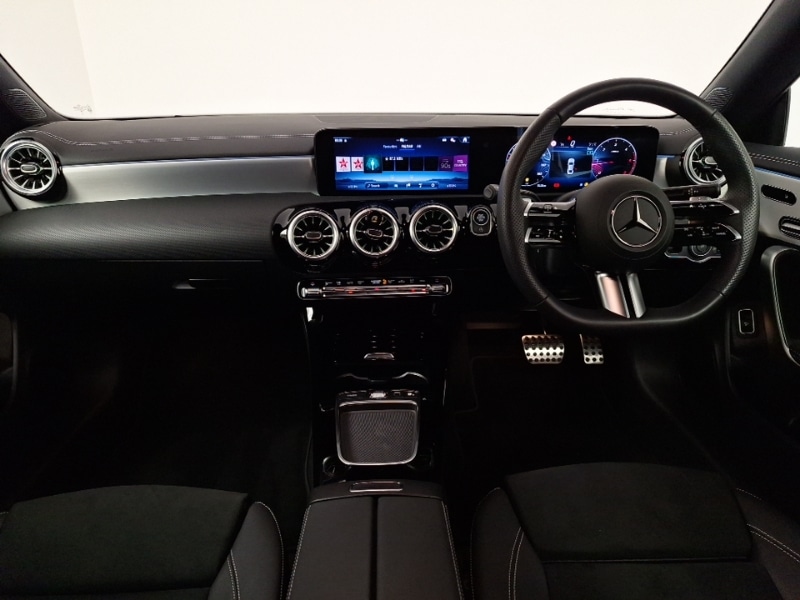 Used Mercedes-Benz CLA 2025 for sale - 77761800: Photo 2