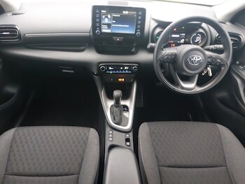 Used Toyota Yaris 2022 for sale - 77277952: Photo