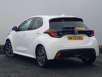 Used Toyota Yaris 2022 for sale - 77277952: Photo