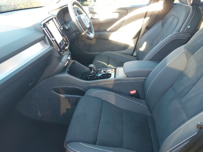 Used Volvo XC40 2025 for sale - 76668827: Photo 5