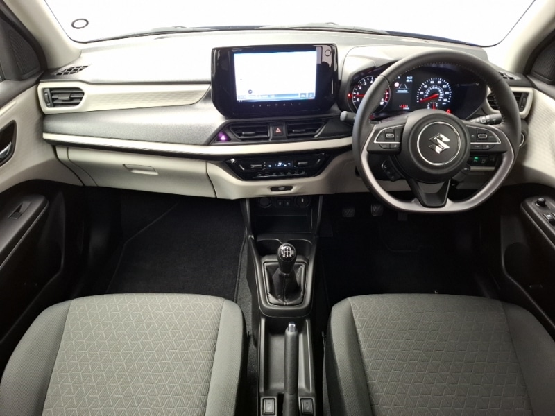 Used Suzuki Swift 2024 for sale - 76708371: Photo 2