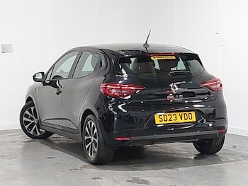 Used Renault Clio 2023 for sale - 78491027: Photo