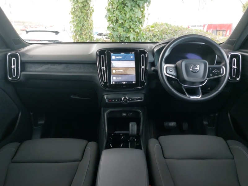 Used Volvo XC40 2022 for sale - 76907205: Photo 2