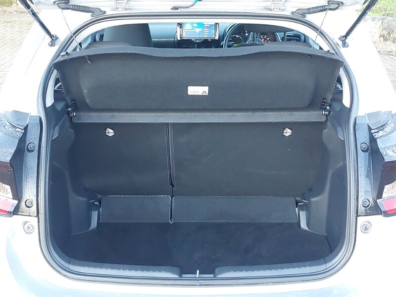 Used Mazda Mazda2 HYBRID 2024 for sale - 77817595: Photo 8