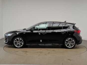 Used Ford Focus 2023 for sale - 78343065: Photo