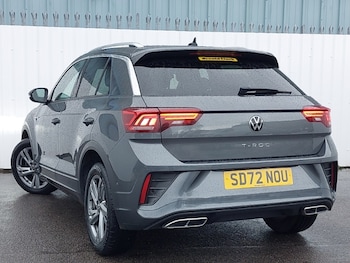 Used Volkswagen T-Roc 2022 for sale - 77167146: Photo