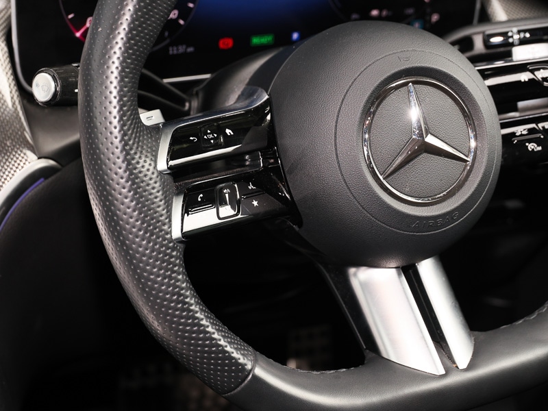 Used Mercedes-Benz GLC 2024 for sale - 76078351: Photo 11