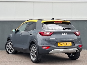 Used Kia Stonic 2023 for sale - 78439458: Photo
