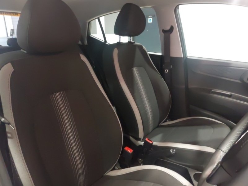 Used Hyundai i10 2024 for sale - 77339064: Photo 11