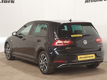 Used Volkswagen Golf 2020 for sale - 78355842: Photo