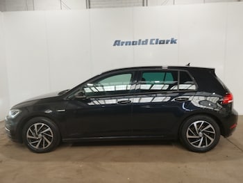 Used Volkswagen Golf 2020 for sale - 78355842: Photo