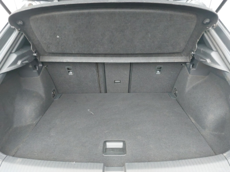 Used Volkswagen T-Roc 2022 for sale - 77606459: Photo 8
