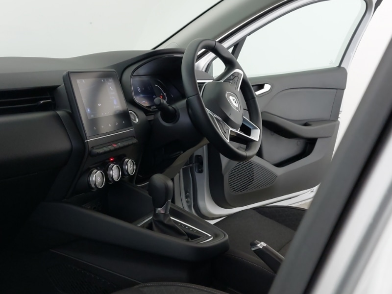 Used Renault Clio 2023 for sale - 77876076: Photo 11