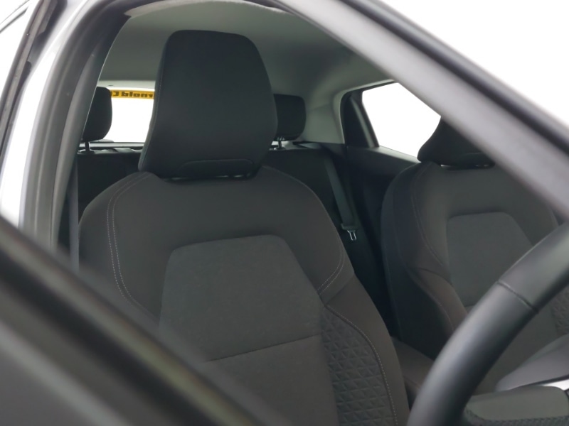 Used Renault Clio 2023 for sale - 77876076: Photo 12