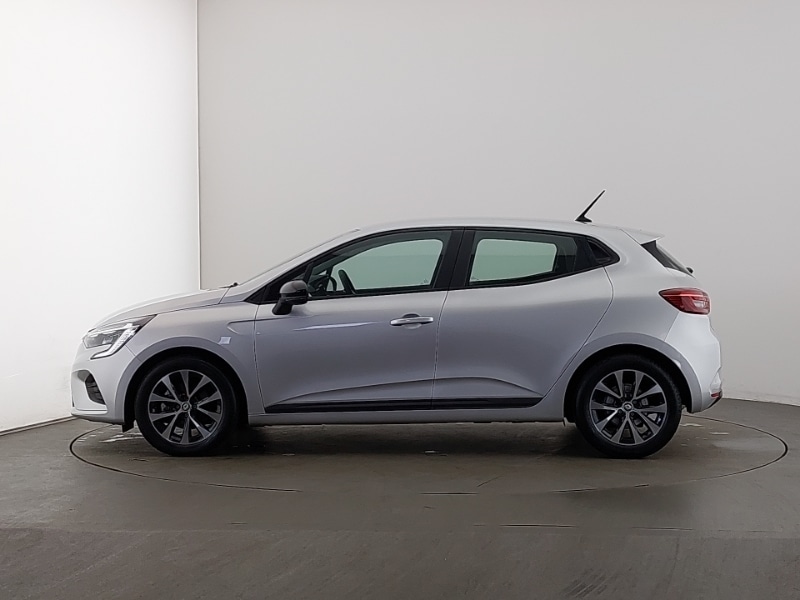 Used Renault Clio 2023 for sale - 77876076: Photo 4