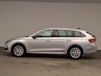 Used Skoda Octavia 2024 for sale - 79786593: Photo