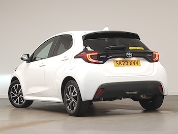 Used Toyota Yaris 2023 for sale - 78480792: Photo