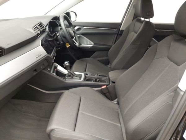 Used Audi Q3 2024 for sale - 76318911: Photo 5