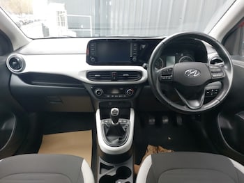 Used Hyundai i10 2021 for sale - 77449184: Photo