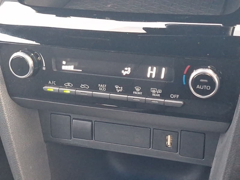 Used Toyota Yaris Cross 2022 for sale - 77677896: Photo 12