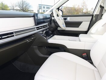 Used Hyundai Santa Fe 2025 for sale - 76479150: Photo