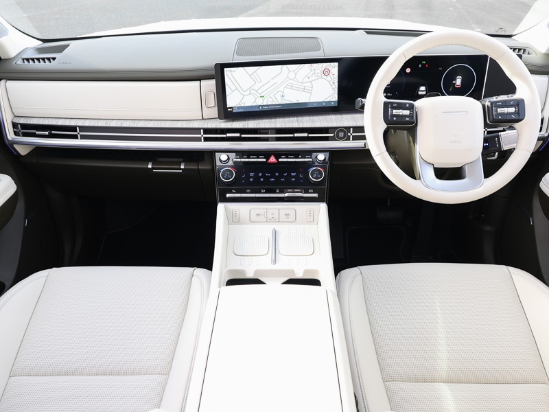 Used Hyundai Santa Fe 2025 for sale - 76479150: Photo 4