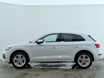 Used Audi Q5 2024 for sale - 76967496: Photo