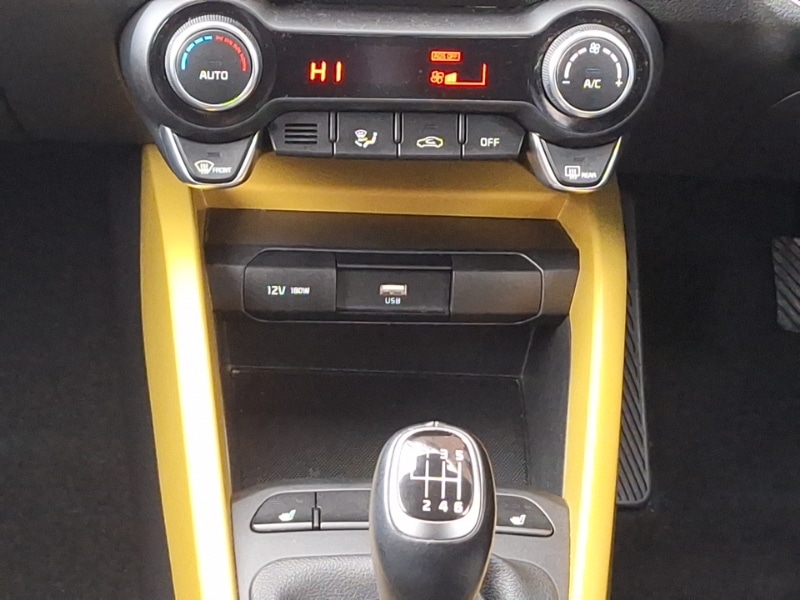 Used Kia Stonic 2023 for sale - 76708967: Photo 11