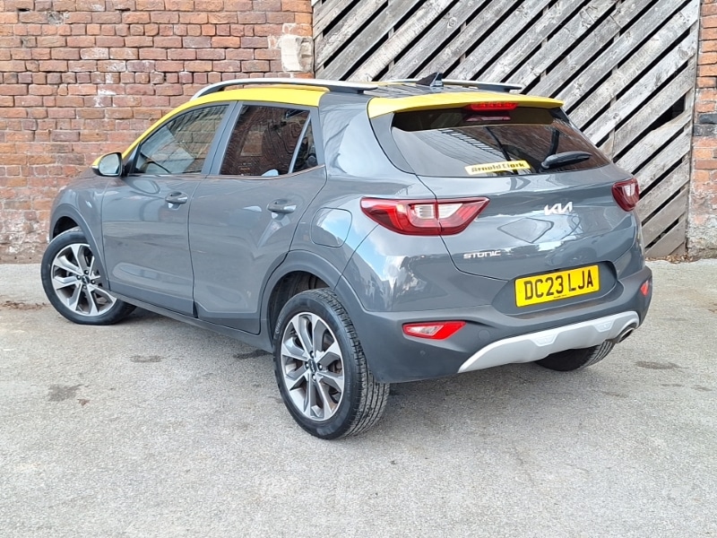 Used Kia Stonic 2023 for sale - 76708967: Photo 3