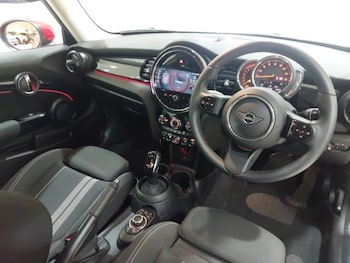 Used MINI Hatch 2022 for sale - 79336147: Photo