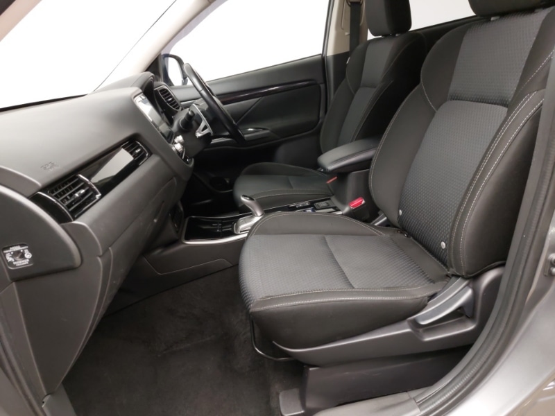 Used Mitsubishi Outlander 2021 for sale - 76708499: Photo 5