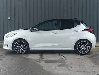 Used Toyota Yaris 2022 for sale - 78089305: Photo