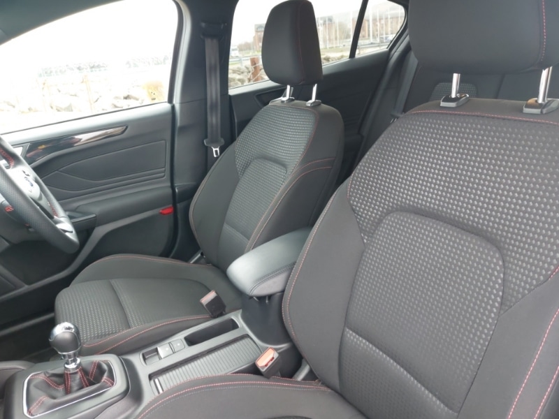 Used Ford Focus 2023 for sale - 77875202: Photo 5