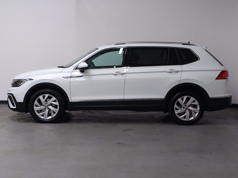 Used Volkswagen Tiguan Allspace 2023 for sale - 77954686: Photo 4