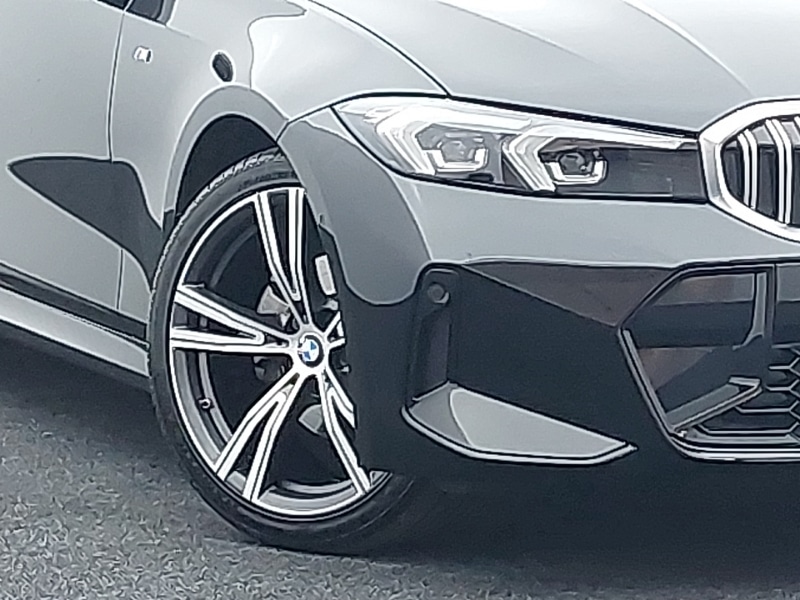 Used BMW 3 Series 2024 for sale - 76880827: Photo 9