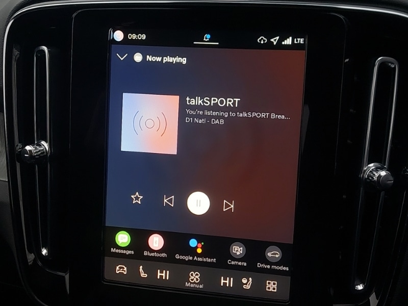 Used Volvo XC40 2025 for sale - 77797617: Photo 11