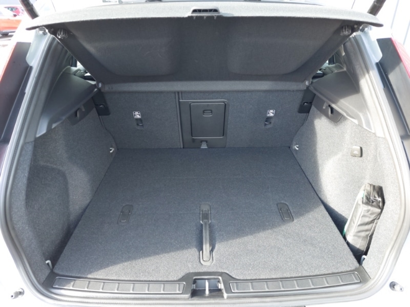 Used Volvo XC40 2025 for sale - 77439014: Photo 8