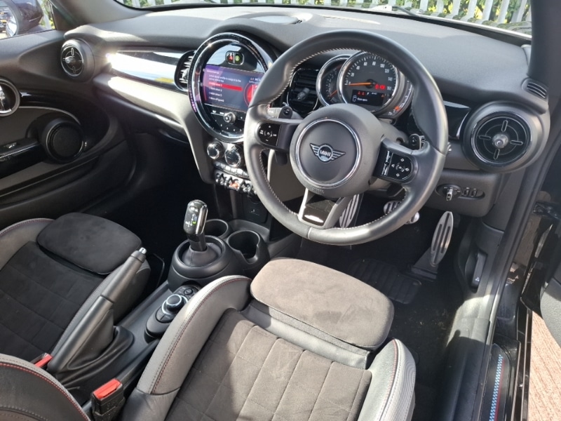 Used MINI Cooper 2023 for sale - 78146632: Photo 2
