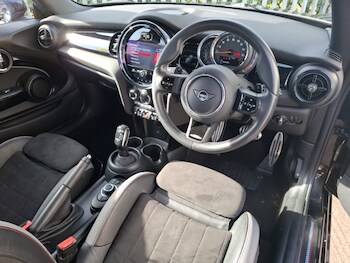 Used MINI Cooper 2023 for sale - 78146632: Photo