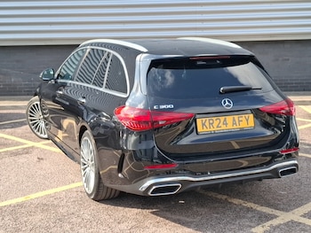 Used Mercedes-Benz C Class 2024 for sale - 78392037: Photo