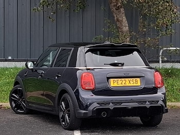 Used MINI Hatch 2022 for sale - 76465635: Photo