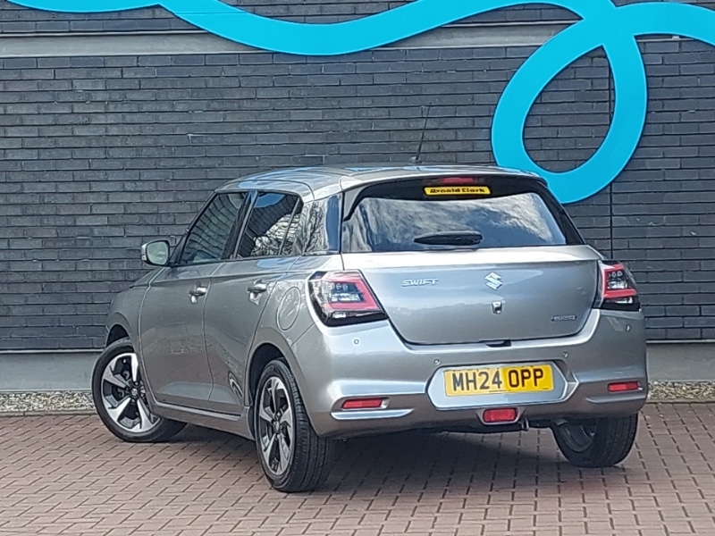 Used Suzuki Swift 2024 for sale - 78173121: Photo 3
