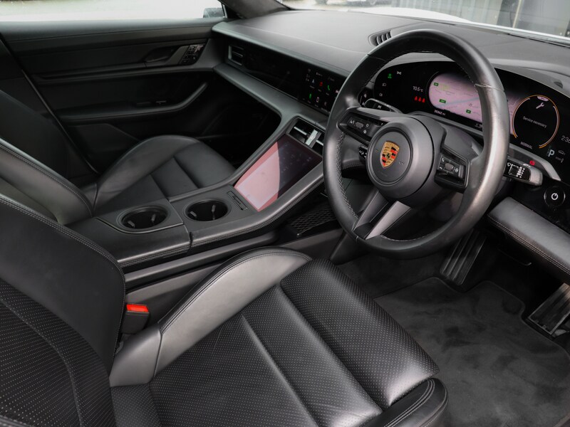 Used Porsche Taycan 2020 for sale - 77762153: Photo 11