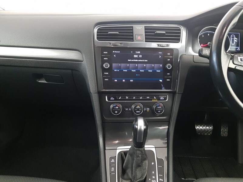 Used Volkswagen Golf 2020 for sale - 77495617: Photo 11