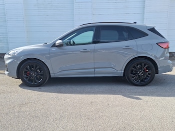 Used Ford Kuga 2023 for sale - 79100250: Photo