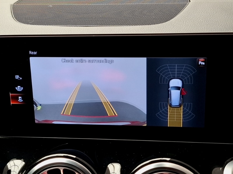 Used Mercedes-Benz GLB 2023 for sale - 77600944: Photo 11