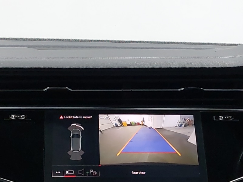 Used Audi Q7 2023 for sale - 76833436: Photo 7